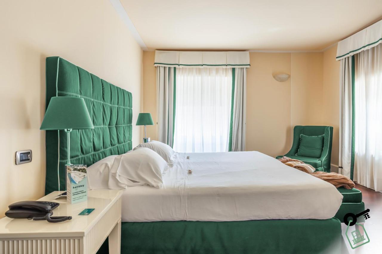 Hotel Rooms ליבורנו מראה חיצוני תמונה